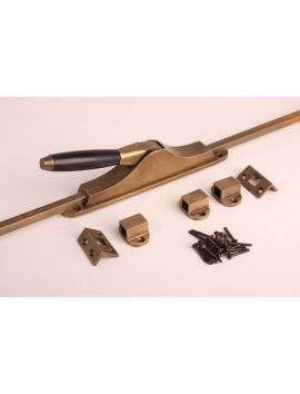 schuifespagnolet tonmodel inclusief stangen maat 2400mm in Brons antiek met zwart ebbenhout.